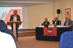 5c76ccb5-1227-46e4-ab2d-fd6b7a8e56c0